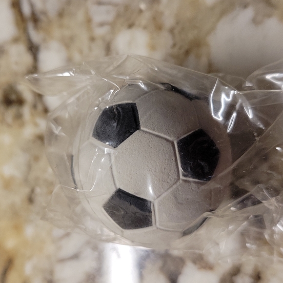 DOLL SOCCER⚽️  OUTFIT with Shoes, Socks and Soccer ball - Picture 6 of 9